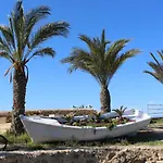 Isla Plana Hotel