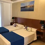 Hotel Isla Plana 3*